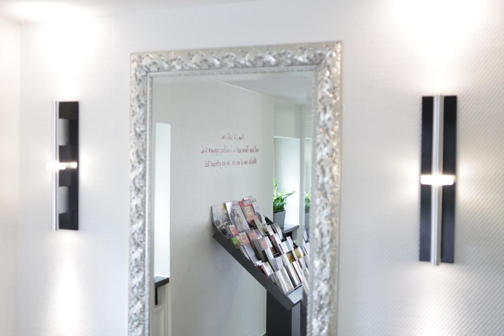 Stadthotel คาสเซล ภายนอก รูปภาพ